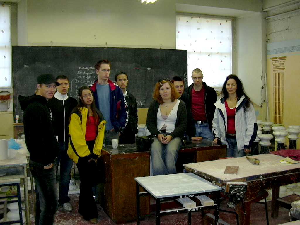Bes�k p� St Johns Central College.